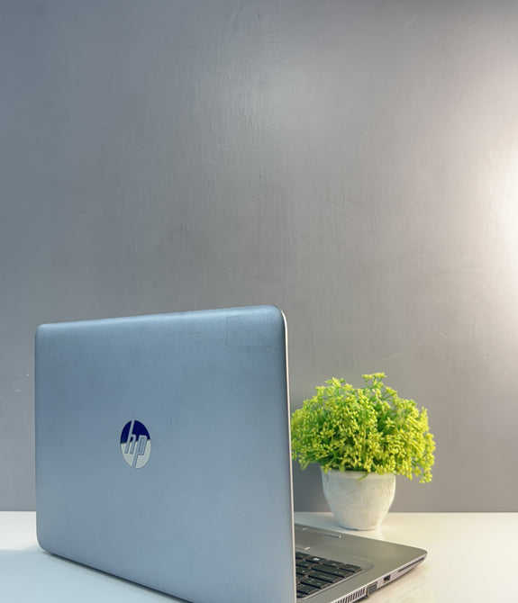 HP ELITEBOOK 840 